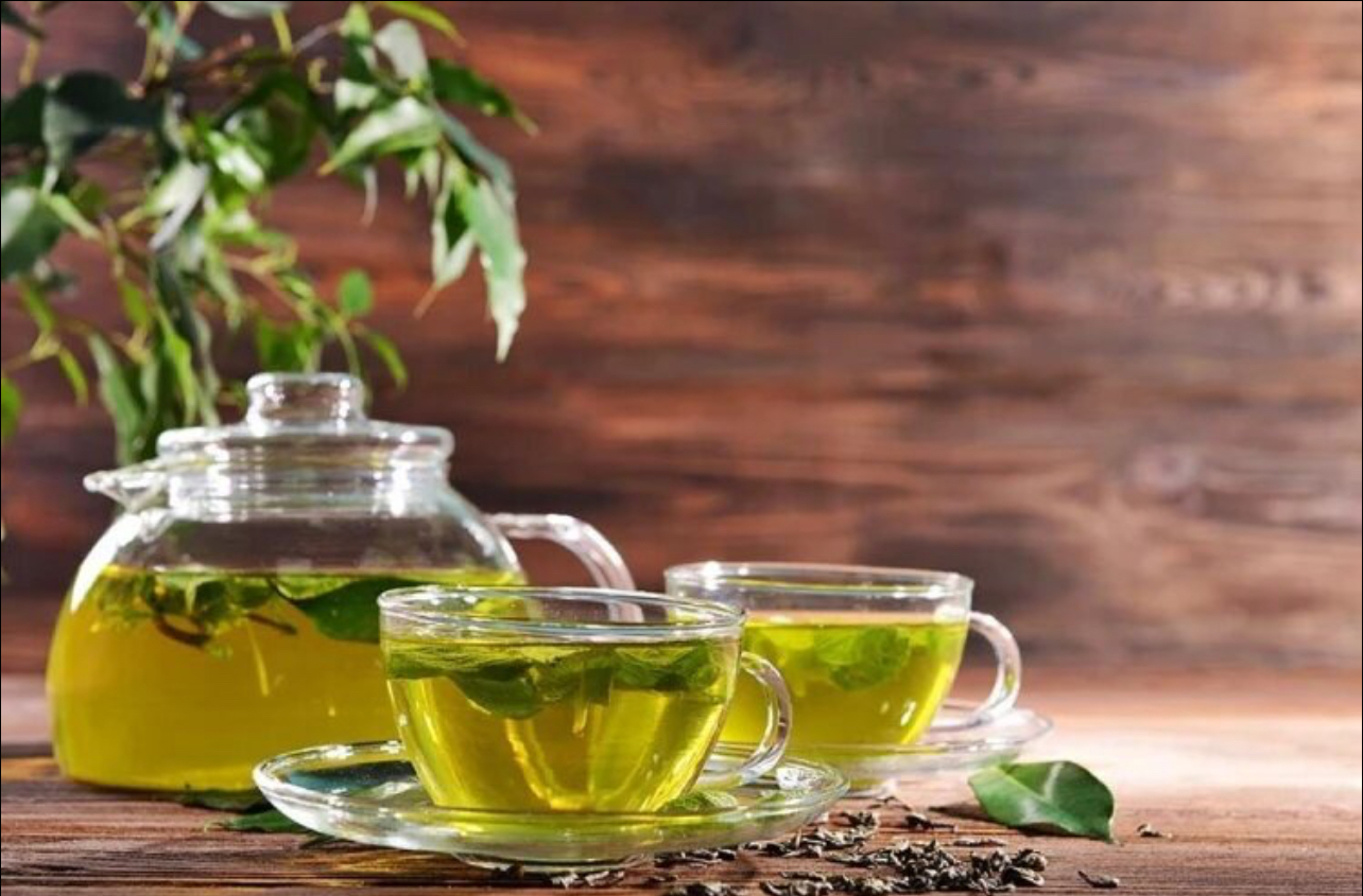 چای سبز ، از بین برنده بوی بد دهان